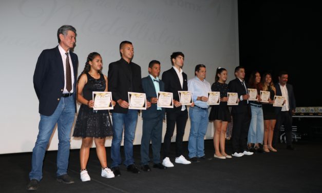 La Noche de los Mejores premió a los más destacados del 2019
