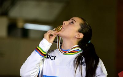 Video: El día que Mariana Pajón, hizo un Mariana Pajón en la pista Mariana Pajón
