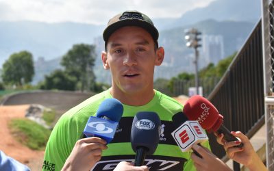 «Debemos seguir entrenando, seguir tranquilos en casa»: Carlos Mario Oquendo