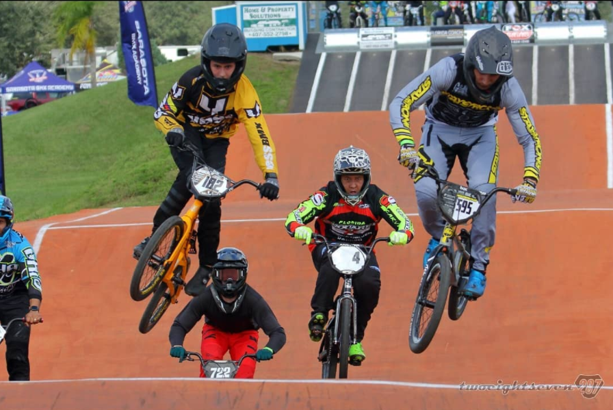 Santa, Manuela Roldán y Tomás Correa le madrugaron al 2021