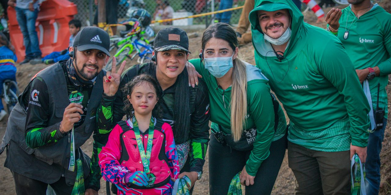 Los semilleros y miniriders pusieron la emoción en Santa Fe de Antioquia