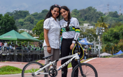 Desde antes de nacer, Sharon ya andaba sobre ruedas