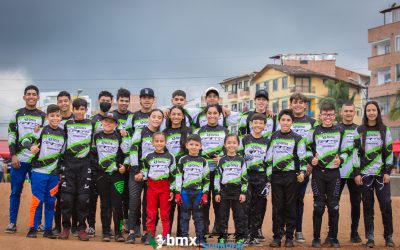 Campeones generales de Copa Oriente: Los siguientes inscritos Luces 2022 Fiesta de Neón