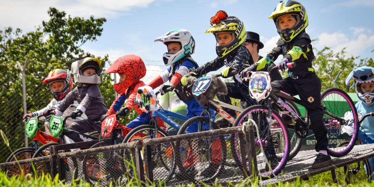 La pista se llena de color: 251 pilotos listos para el primer festival temático del 2026