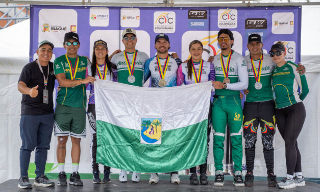 Antioquia celebró doce campeones nacionales en el Gran Nacional de BMX
